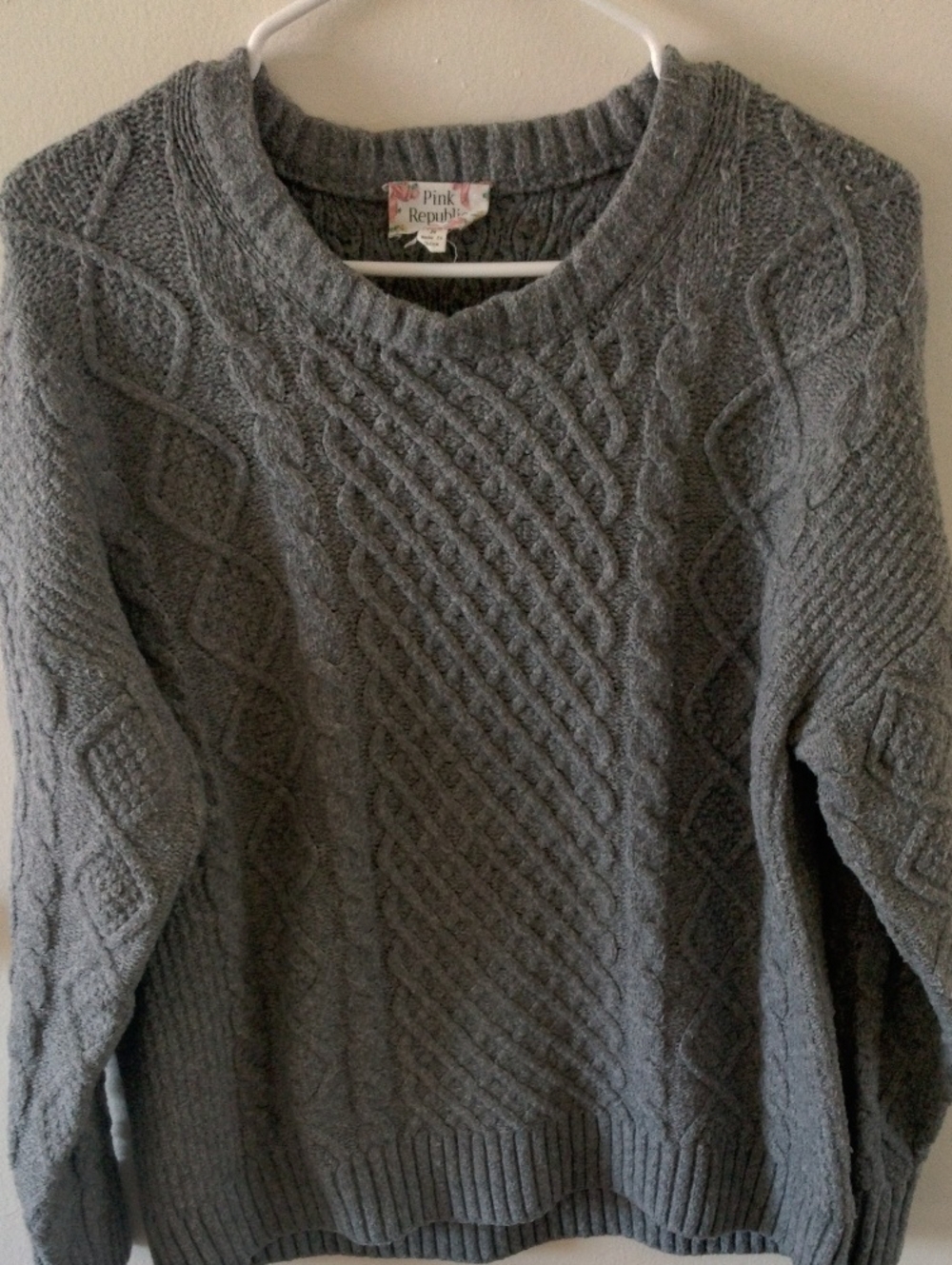 🦋WOMENS CABLE KNIT SWEATER 🦋